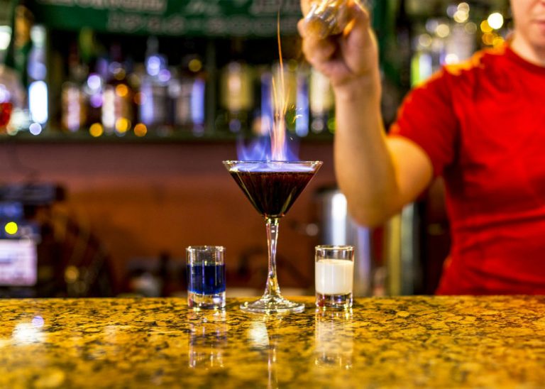 Quais os melhores clubes para um roteiro swing Porto